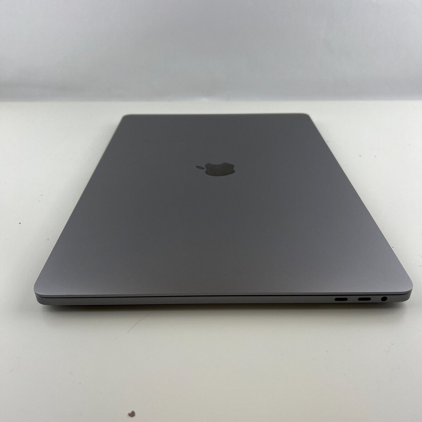 Apple MacBook Pro 2019 2.6 i7 32GB RAM 512GB SSD Gris Sequoia